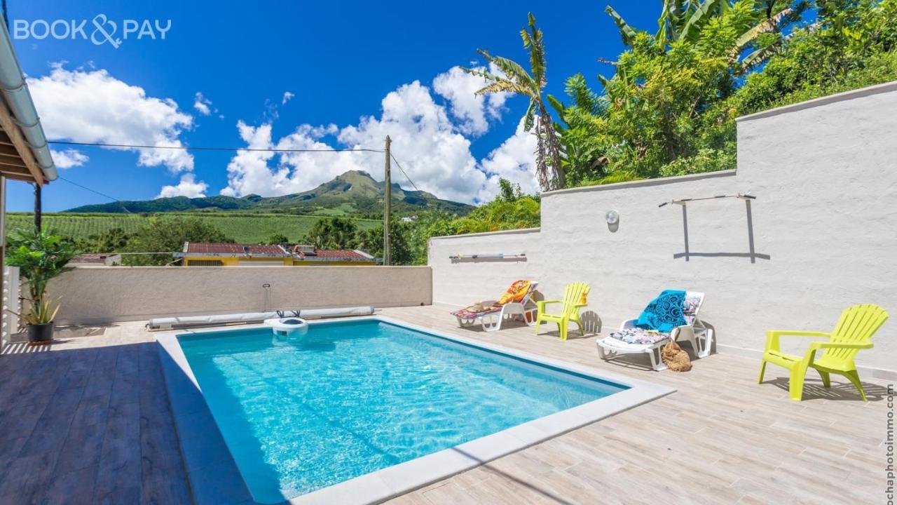 Alpinia - Appt Avec Piscine Partagee Lägenhet Saint-Pierre Exteriör bild