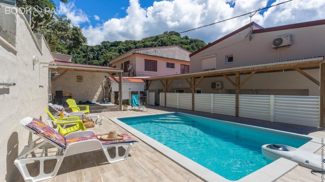 Alpinia - Appt Avec Piscine Partagee Lägenhet Saint-Pierre Exteriör bild